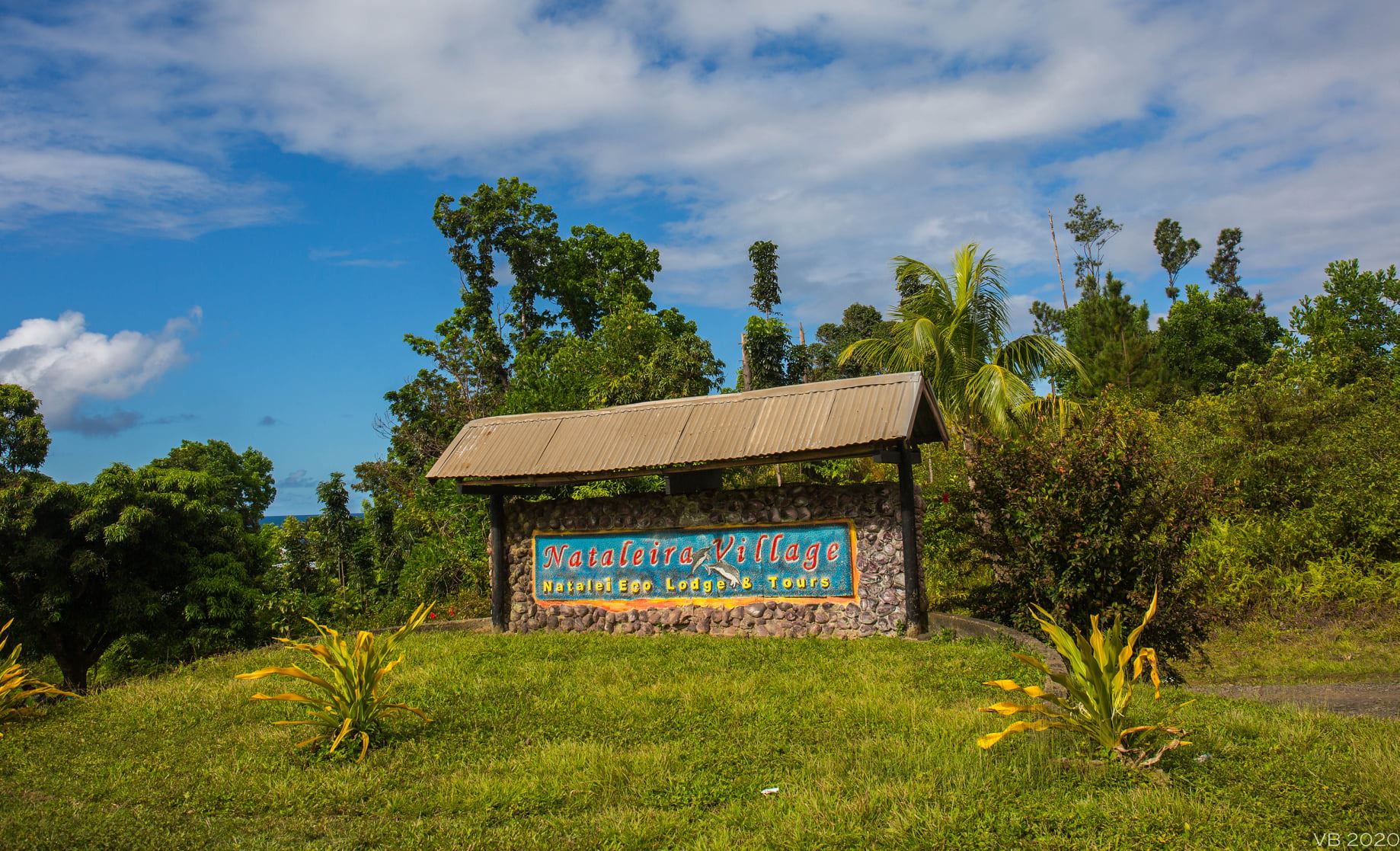 The entrance to Nataleira village